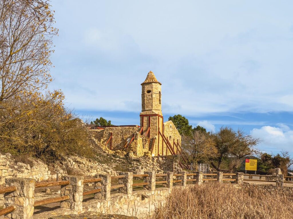 La Mussara iglesia