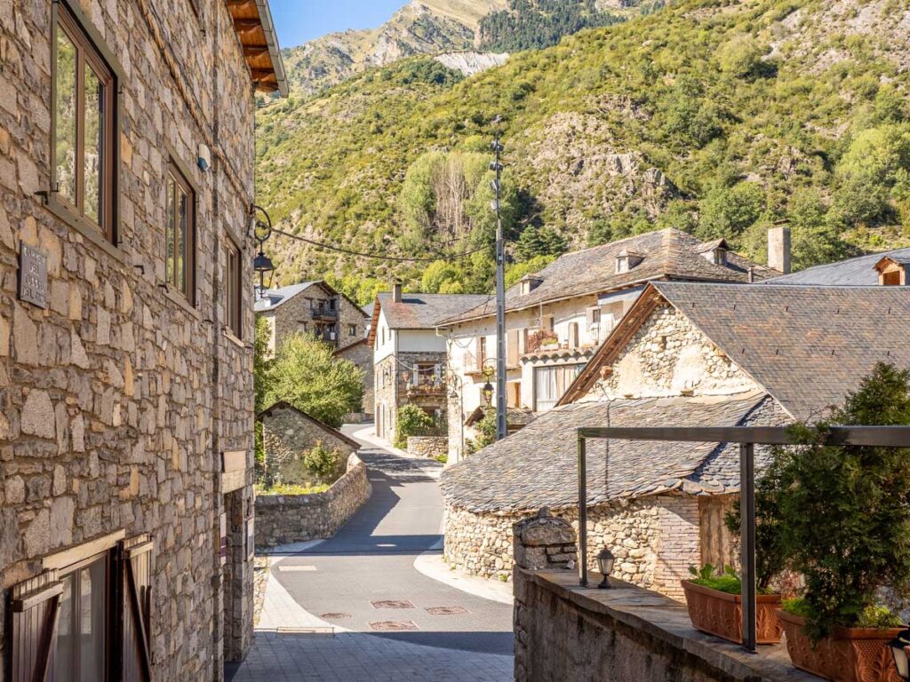 Carrer Erill la Vall