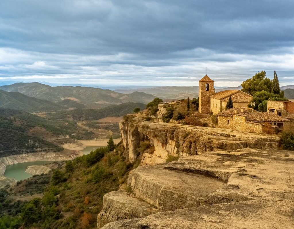 Siurana esglèsia