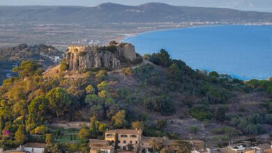 Begur: Beaches, Culture, and Medieval Charm