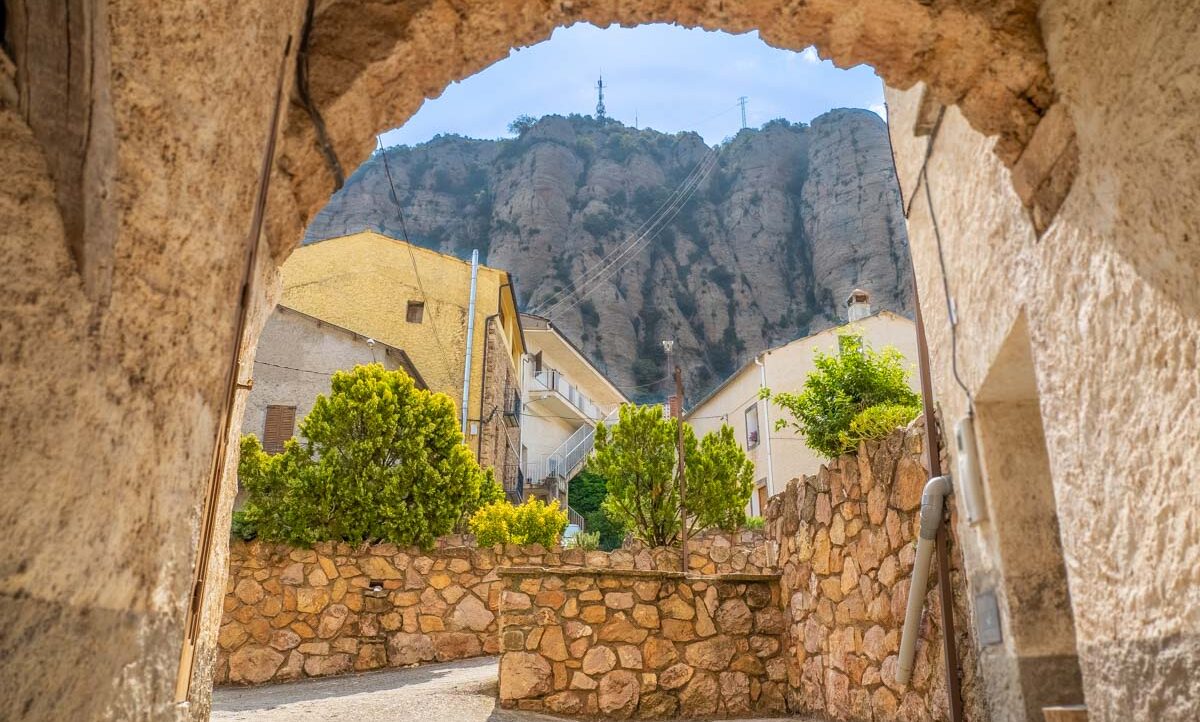 Benavent de la Conca, el poble acollit pel Roc Benavent de la Conca, el poble acollit pel Roc