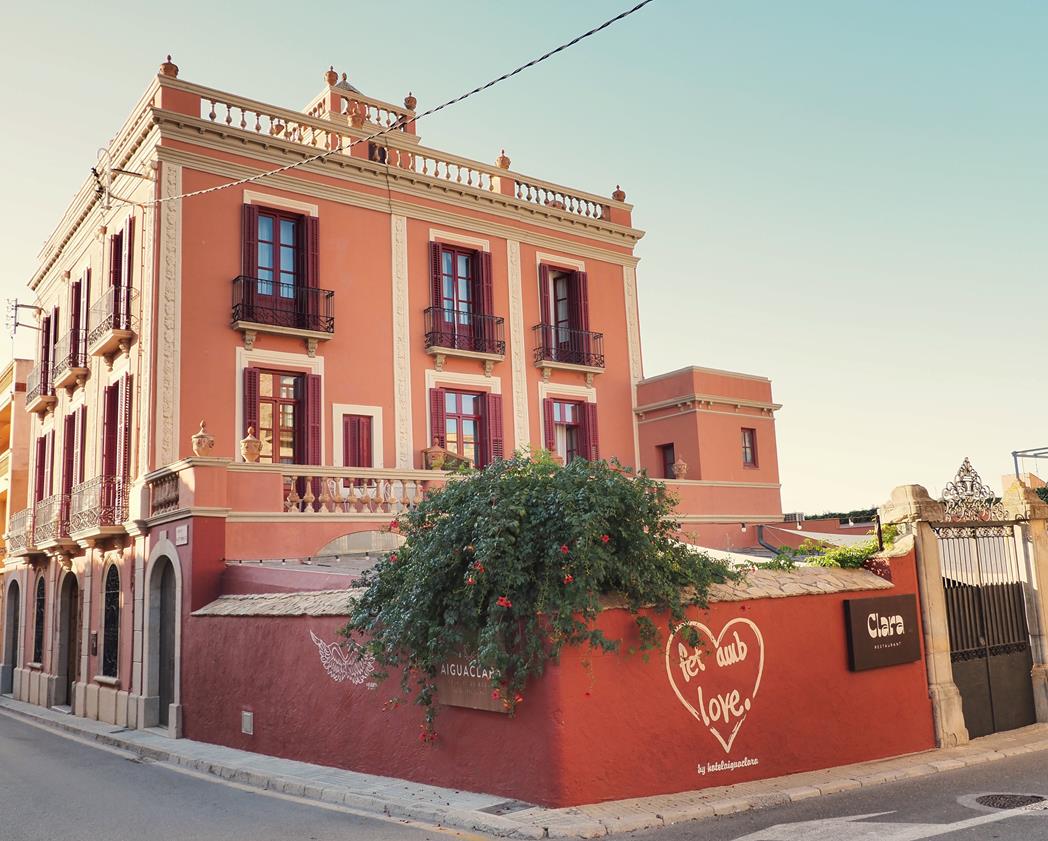 Las Casas Indianas de Begur - Catalunya Turisme