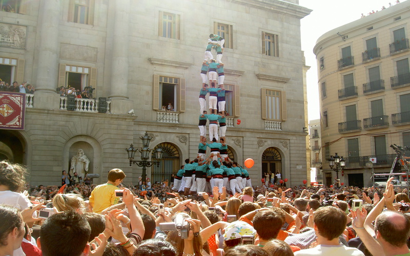 Los Castells: fuerza, equilibrio, valor y seny