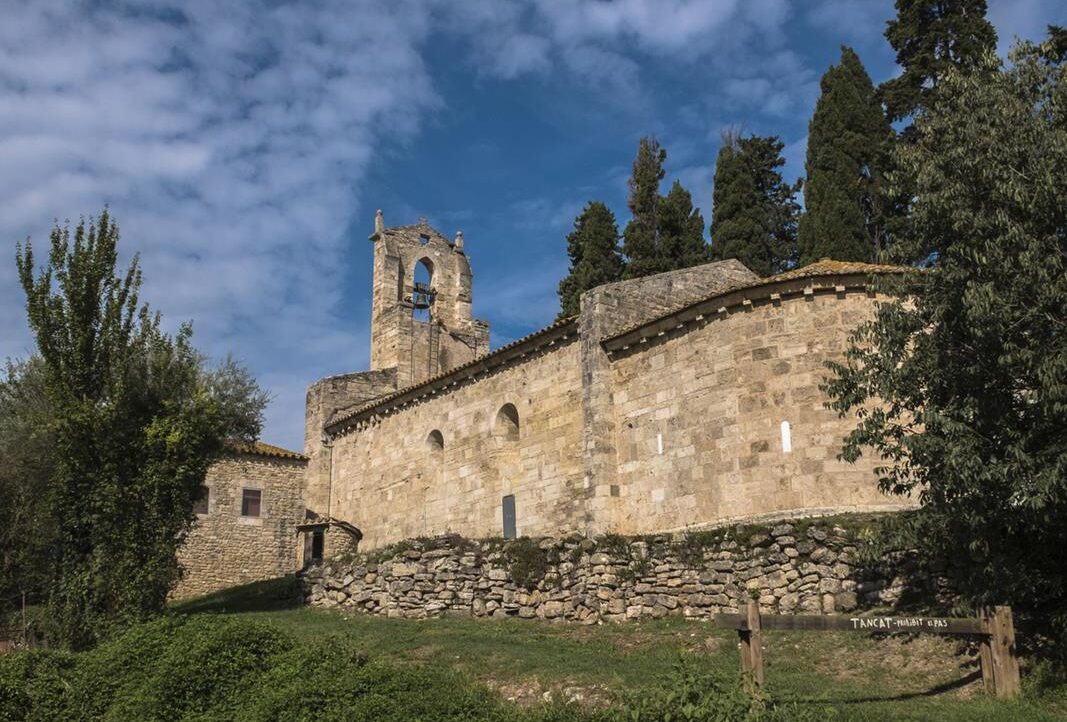 Església de Santa Maria de Porqueres Església de Santa Maria de Porqueres
