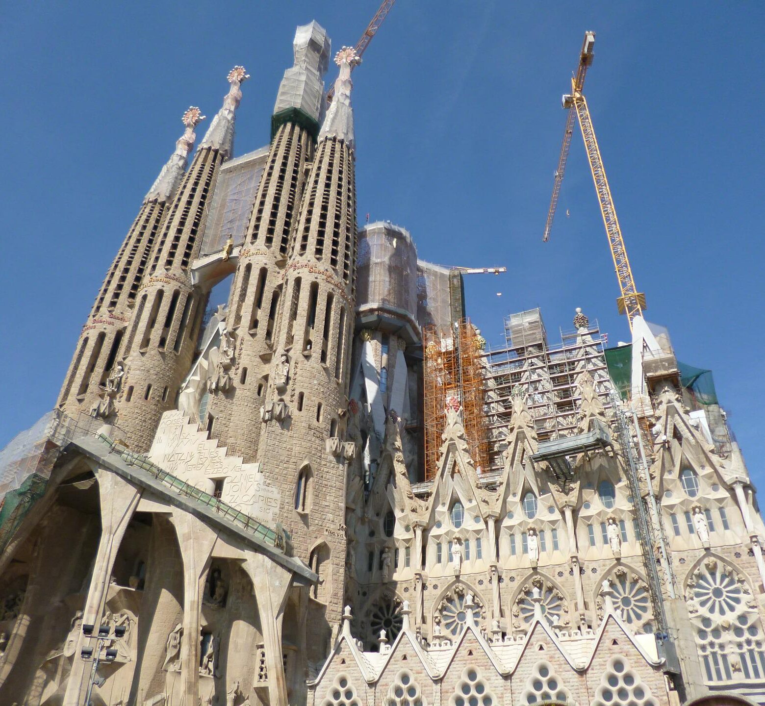Sagrada Família, un exemple captivador del modernisme català Sagrada Família, un exemple captivador del modernisme català
