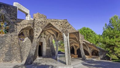 Visita guiada a la Cripta i la Colonia Güell